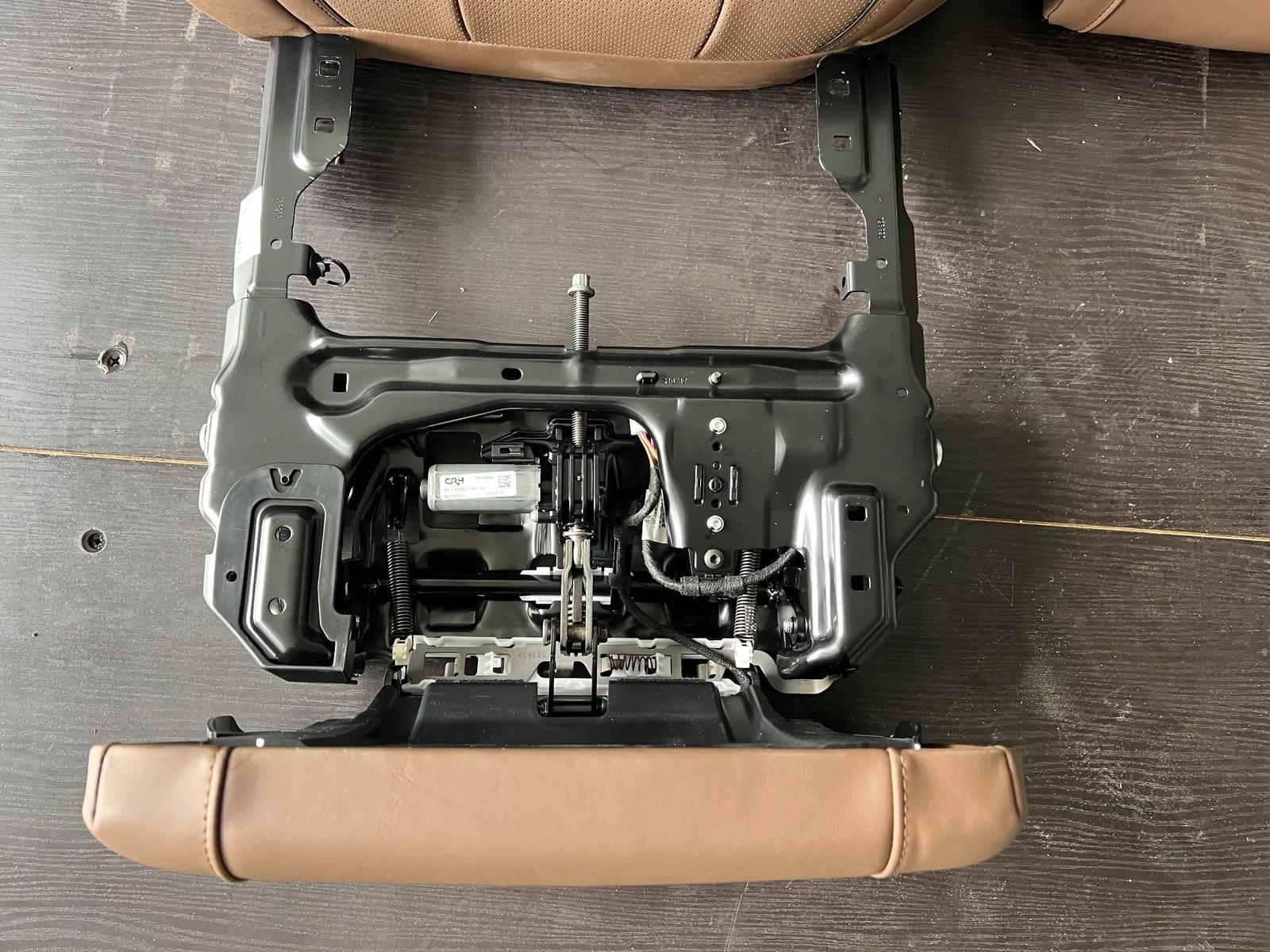 Mercedes-Benz S-Class W222 Rear Seat - Image 4