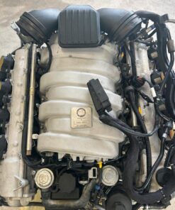 Alternative view of Mercedes-Benz C63 AMG W204 Engine