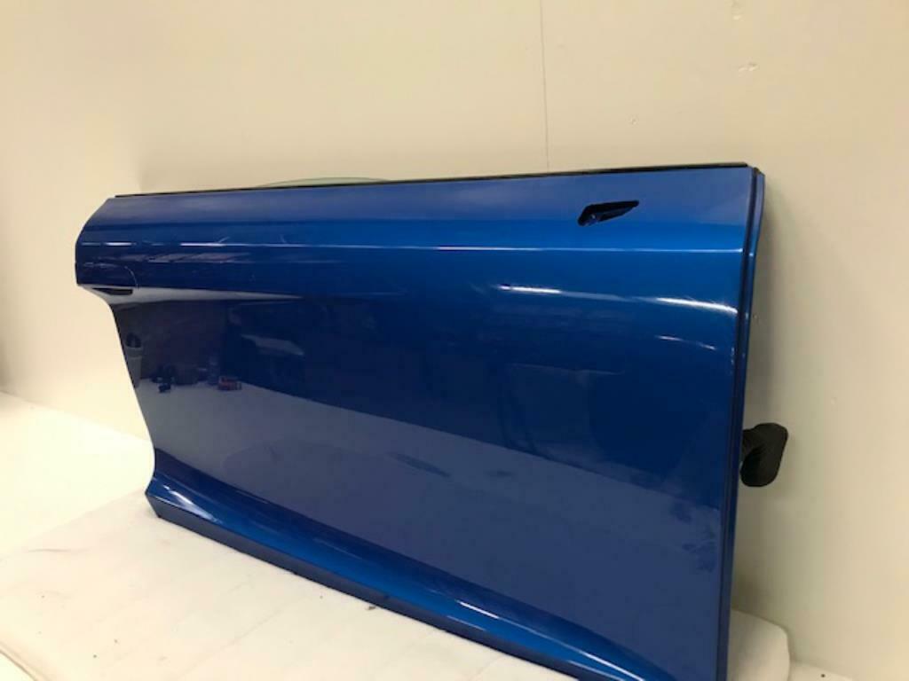 Audi R8 Coupe 420 Right Door Complete - Image 7