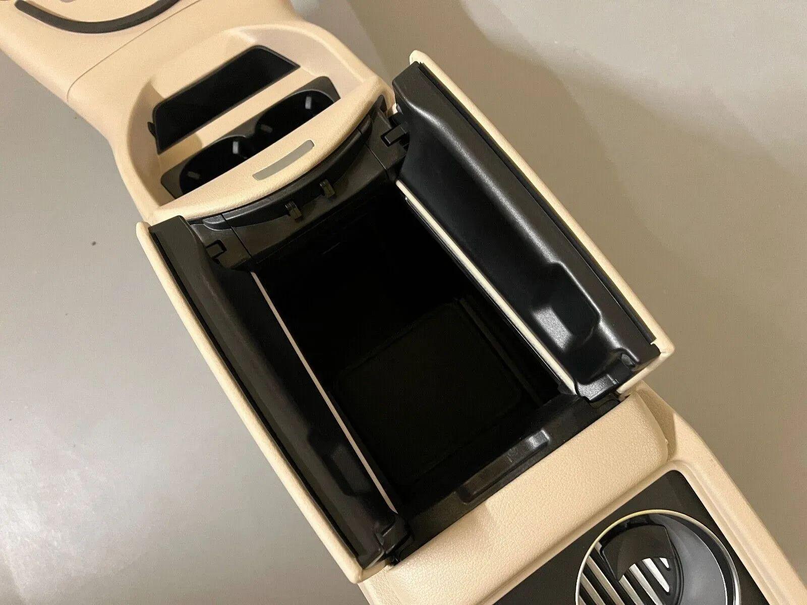 Mercedes-Benz V-Class Center Console Refrigerator - Image 8