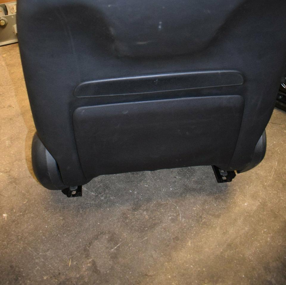 Mercedes G-Class W464 AMG Leather Seats - Image 3