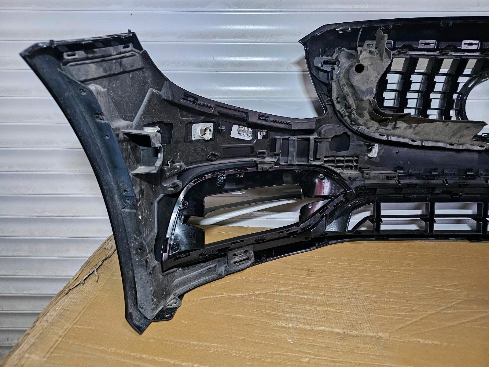 Mercedes C63 AMG Front Bumper Facelift – Panamericana Grille – W205 / S205 – OEM - Image 10