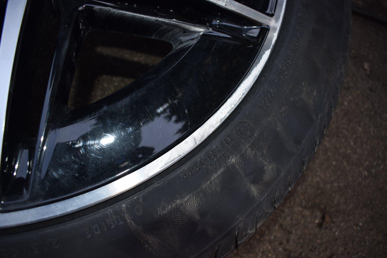 Mercedes W447 AMG 19-Inch Summer Alloy Wheels - Image 8