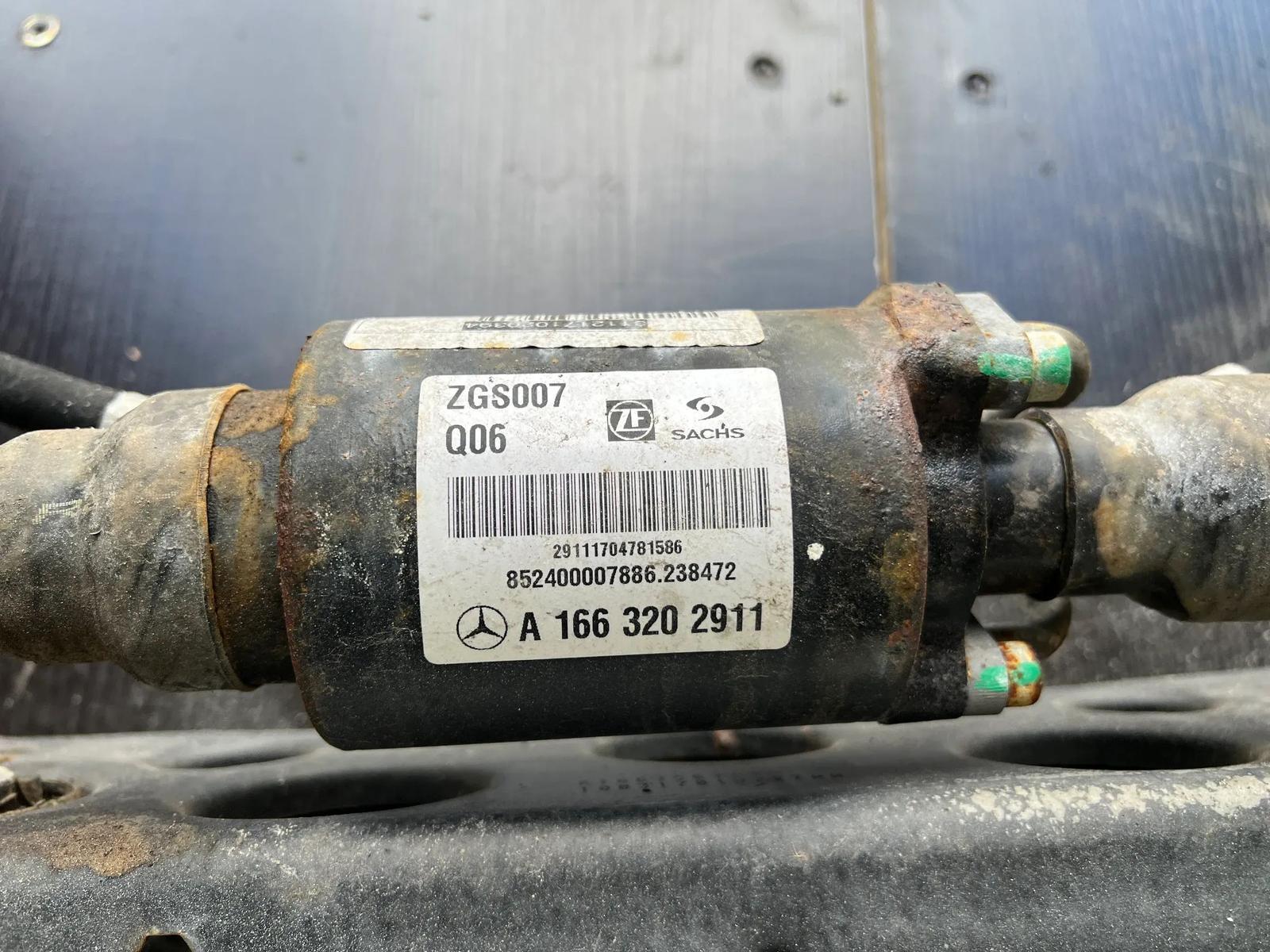 Mercedes W166 GLE Coupe Rear Axle - Image 10