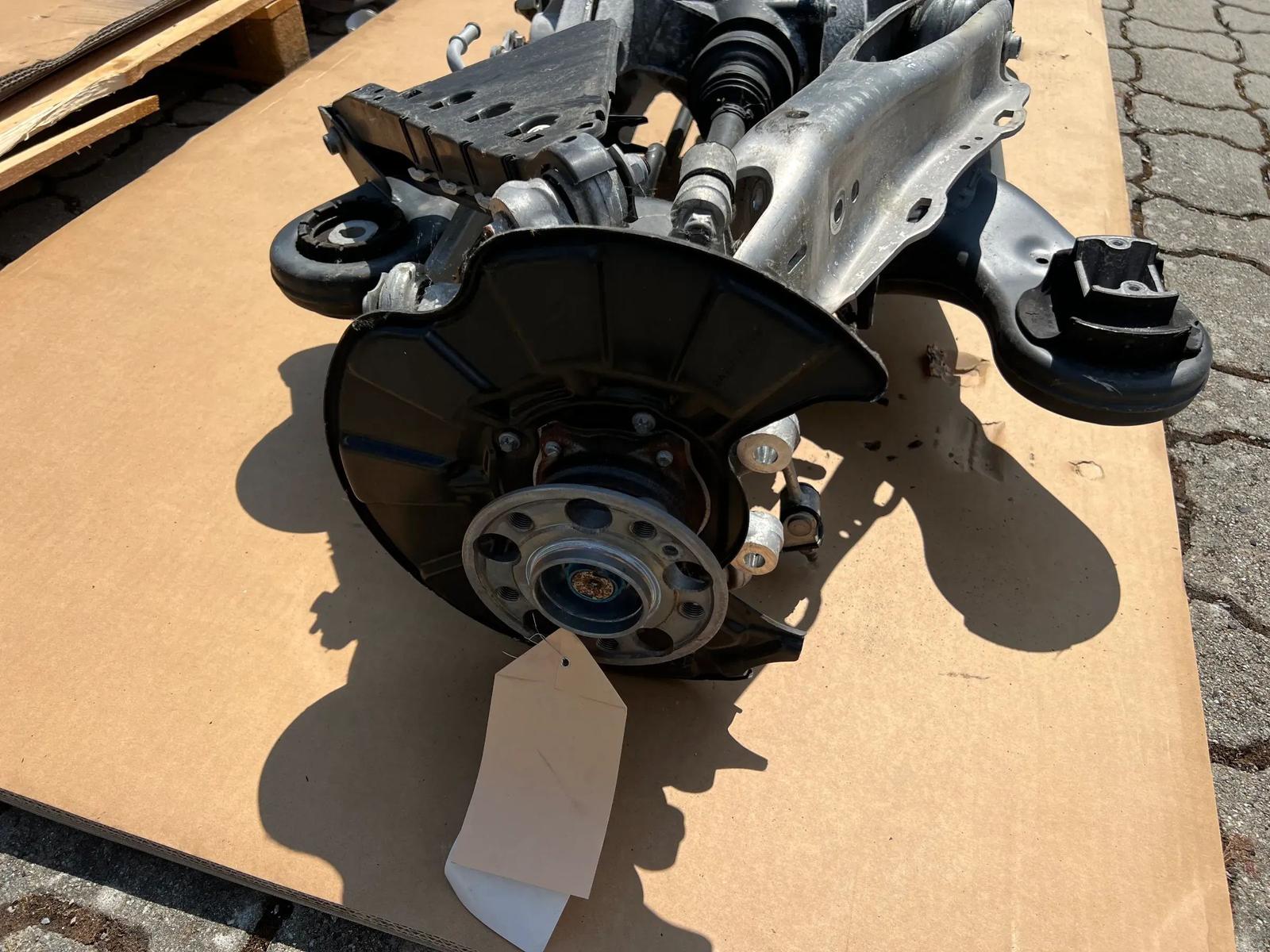 Mercedes-Benz S-Class W222 Rear Axle with Differential - Image 7
