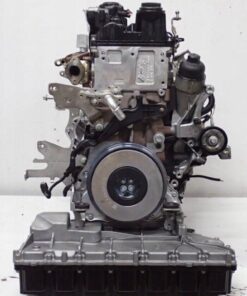 Alternative view of Mercedes-Benz Vito W447 Engine