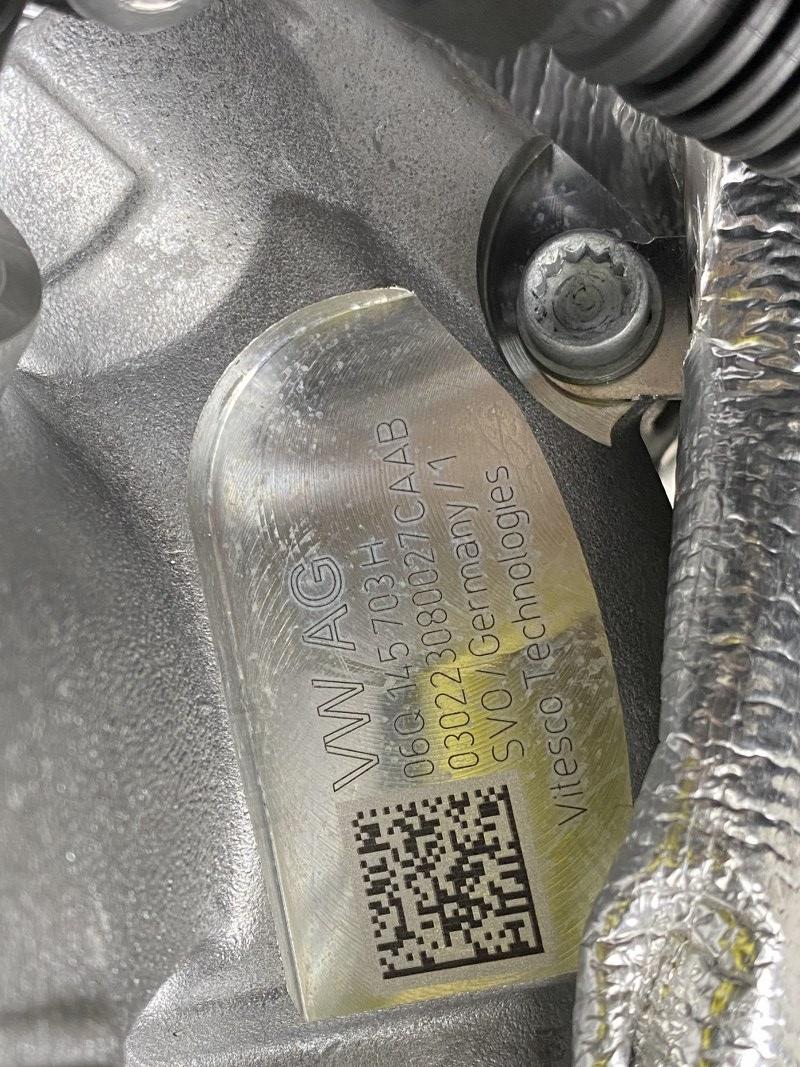 VW GOLF VIII R 2.0 TSI ENGINE - Image 3