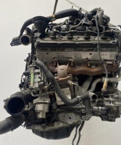 Alternative view of Audi A8 4.2 TDI engine