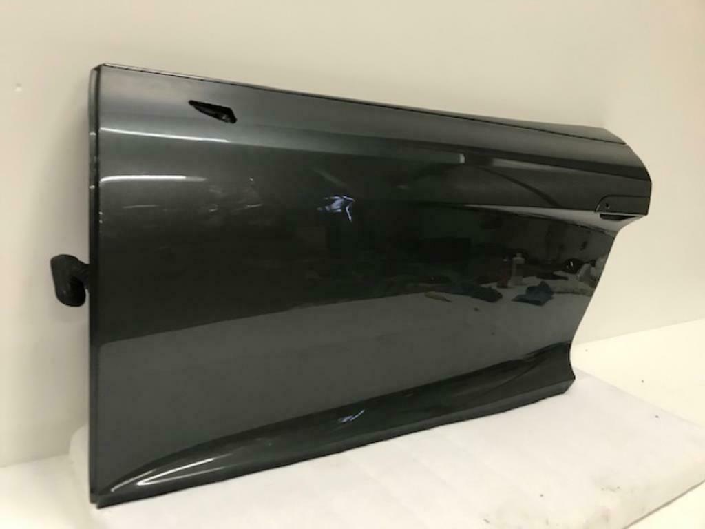 Audi R8 Cabrio 420 Left Door