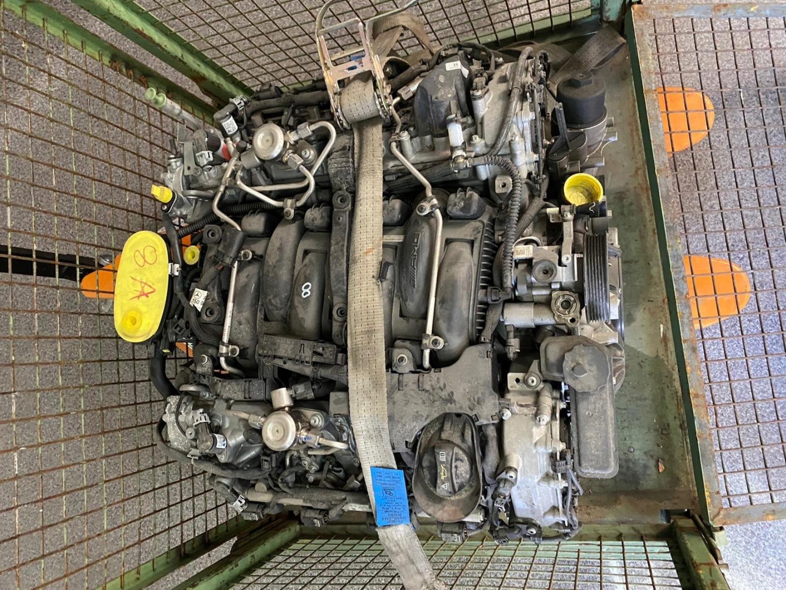 Mercedes-AMG 55 Engine - Image 3