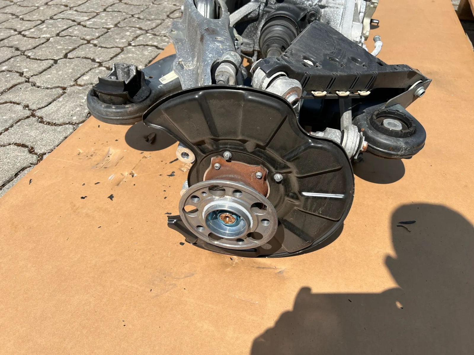 Mercedes-Benz S-Class W222 Rear Axle with Differential - Image 8