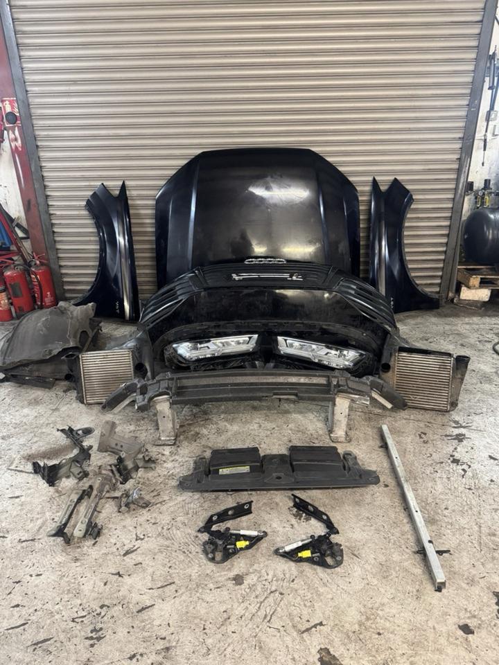 Audi SQ7 4M Front Package — Bumper, Hood, Fenders, Radiator — Complete Set