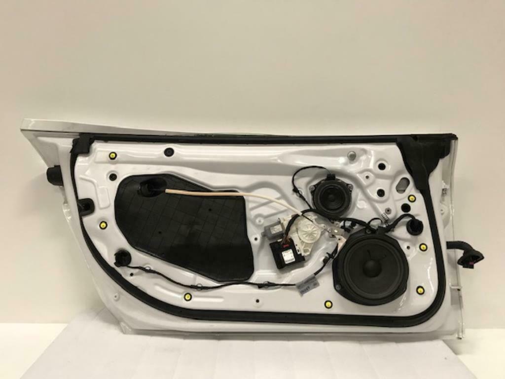 Audi R8 Cabrio 420 Left Door Complete - Image 5