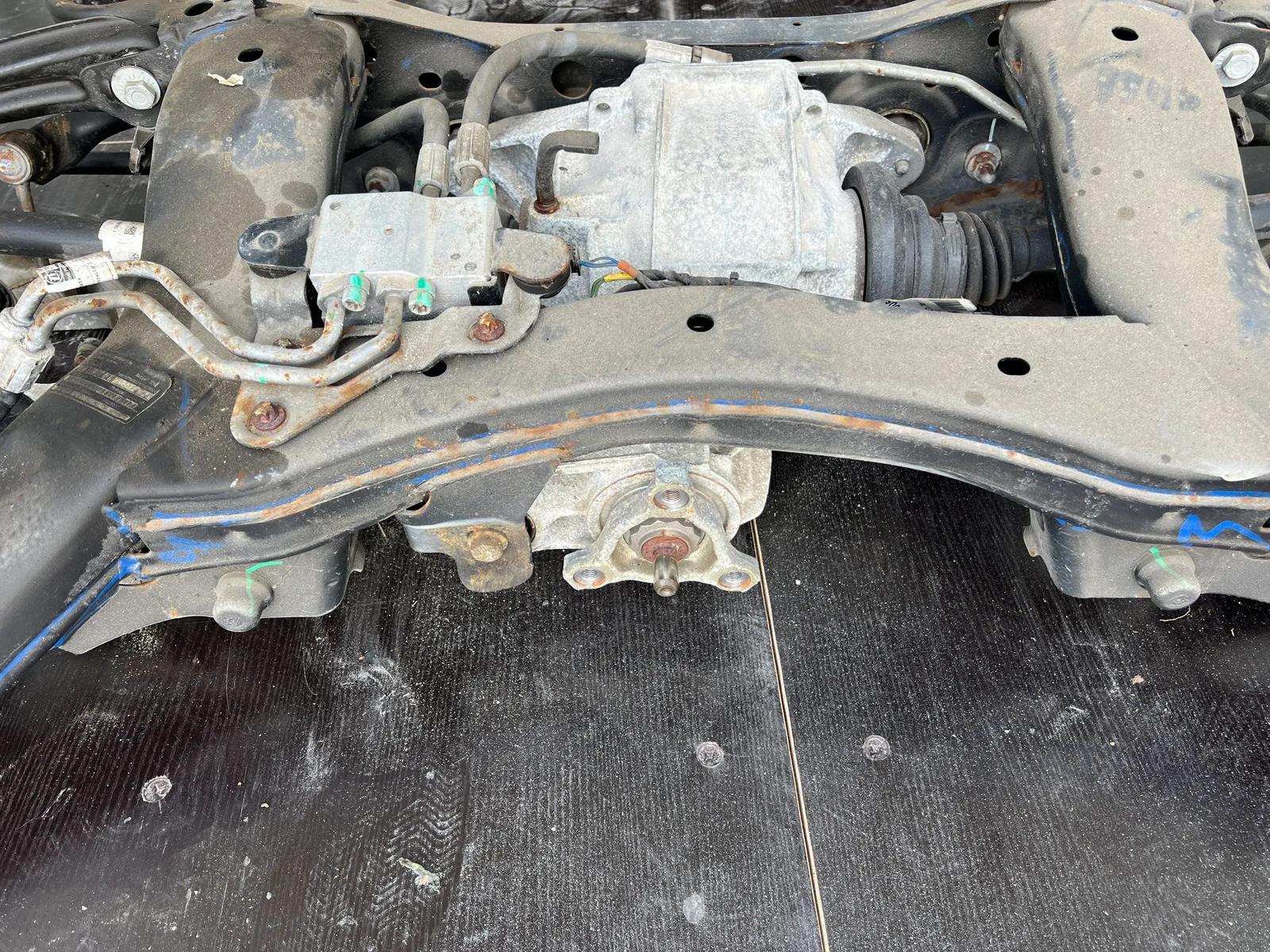 Mercedes W166 GLE Coupe Rear Axle - Image 3