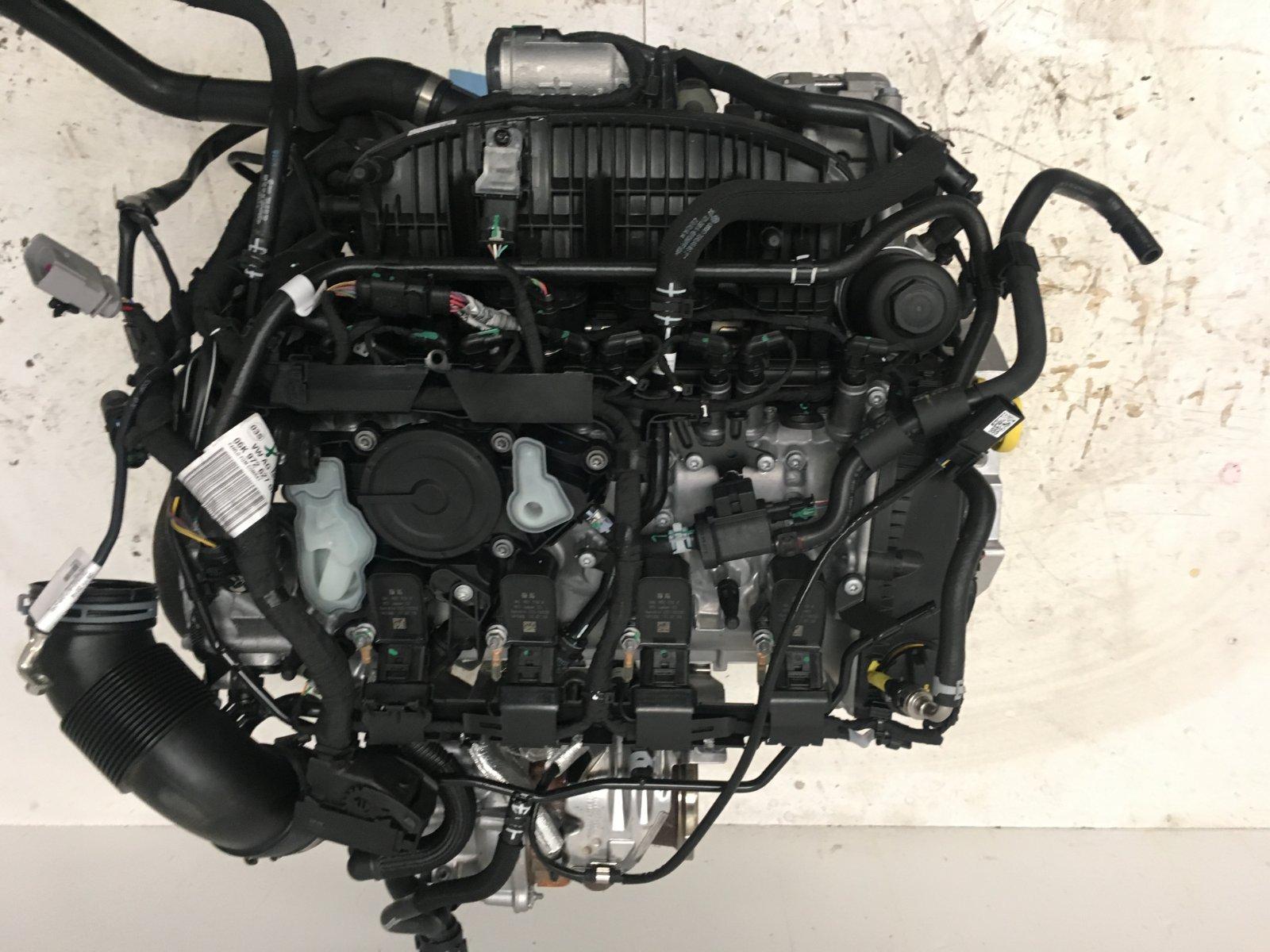 VW T-ROC 2.0 TSI ENGINE - Image 6
