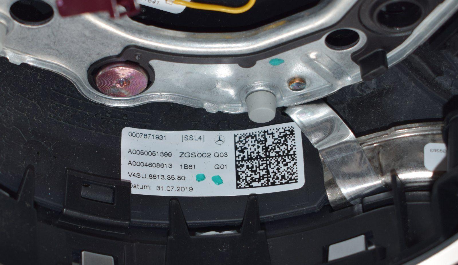 Mercedes AMG Performance GT Steering Wheel - Image 2