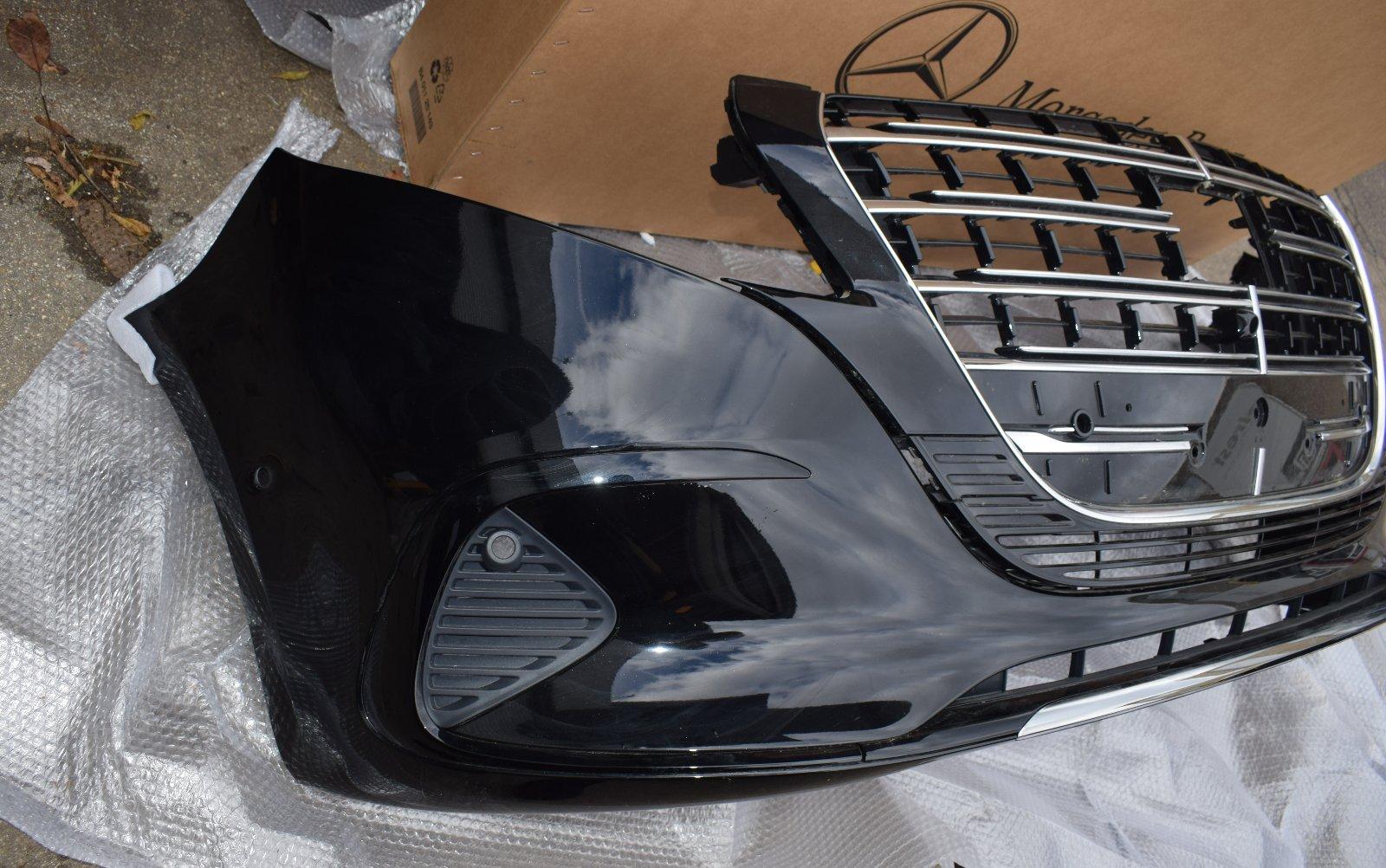 Original Mercedes V-Class W447 Exclusive Front Bumper