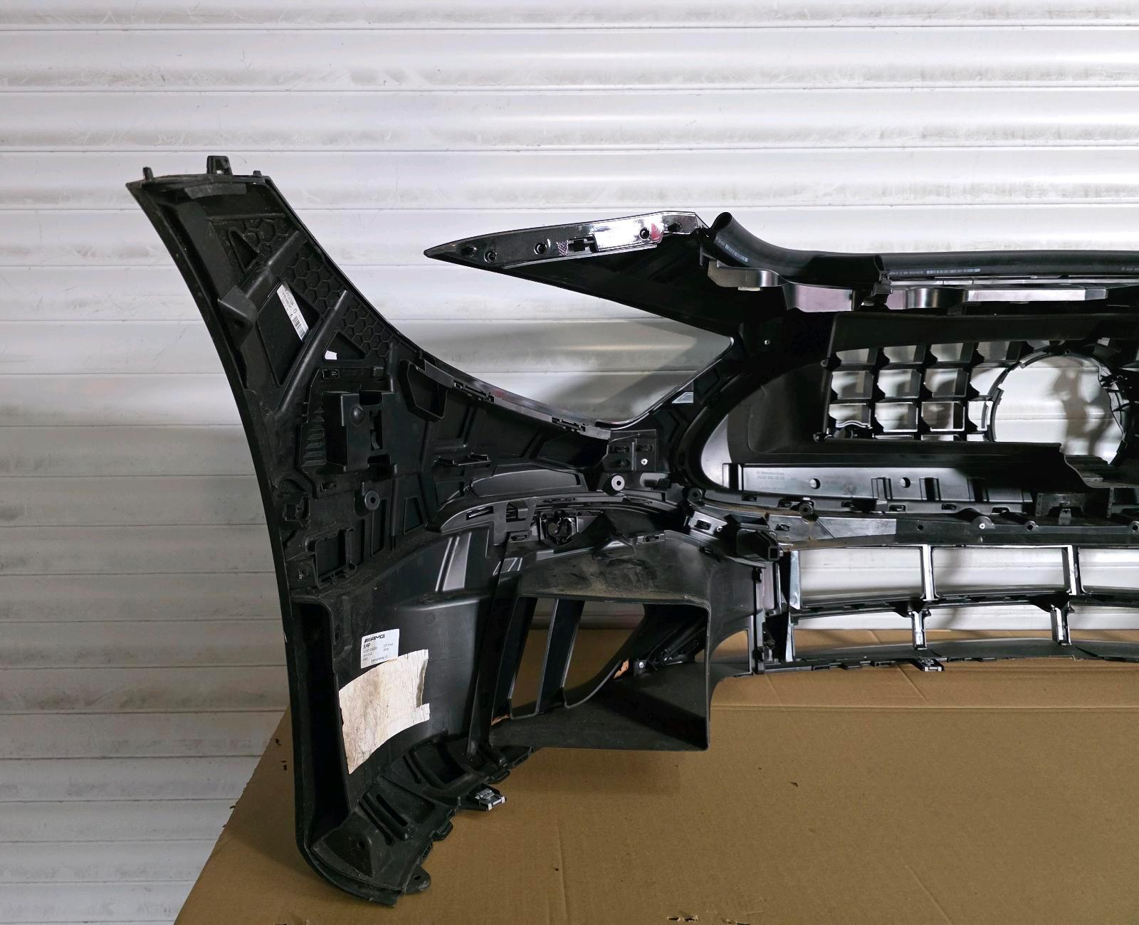 Mercedes-AMG SL63 Front Bumper – W232 – Night Package – Panamericana Grille – OEM - Image 9