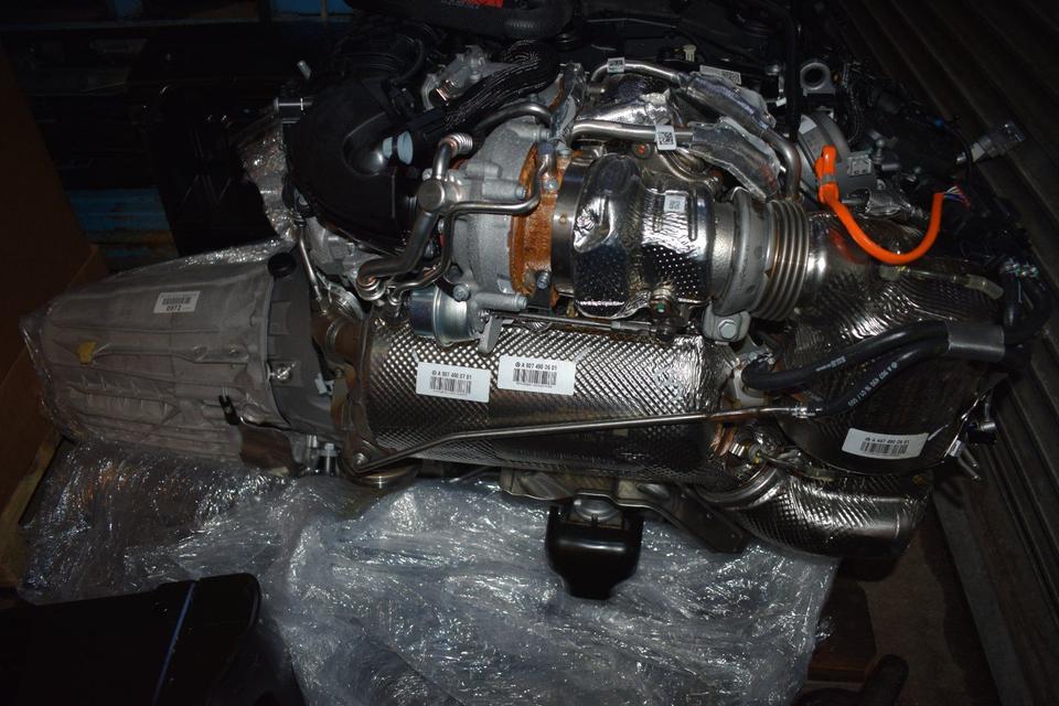 Mercedes Sprinter W907 Engine - Image 4