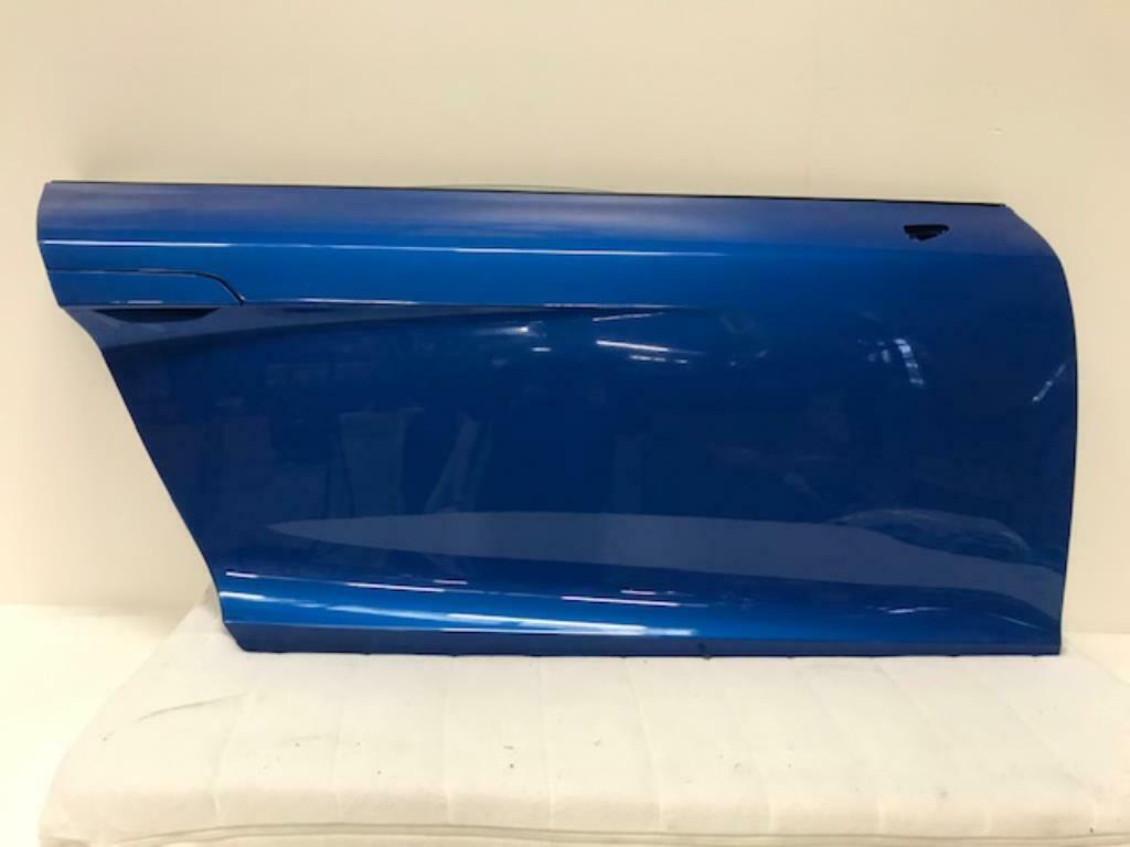 Audi R8 Coupe 420 Right Door Complete
