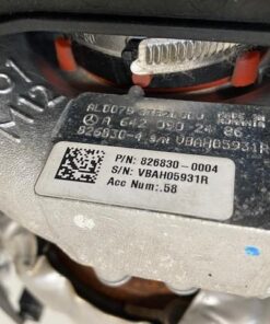 Alternative view of Mercedes G350d engine